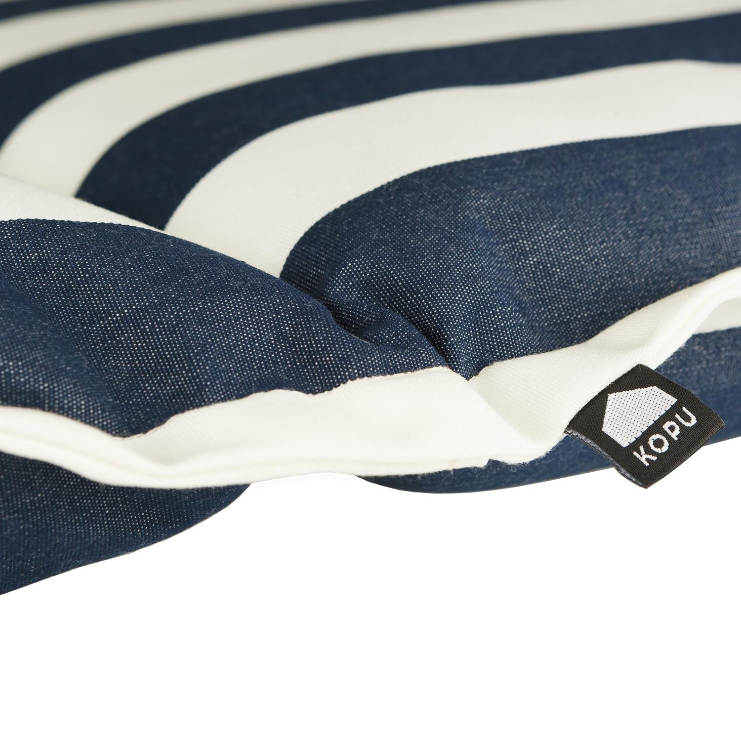 Kopu® Mila Navy - Comfortabel Tuinkussen met Lage Rug - Blauw/Wit